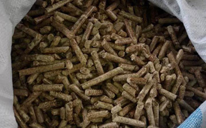 竹屑顆粒機(jī)產(chǎn)品 竹屑顆粒機(jī)產(chǎn)品