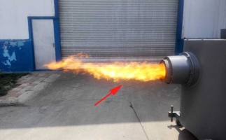 山西客戶來廠驗收設備，生物質燃燒機一次性點火成功。